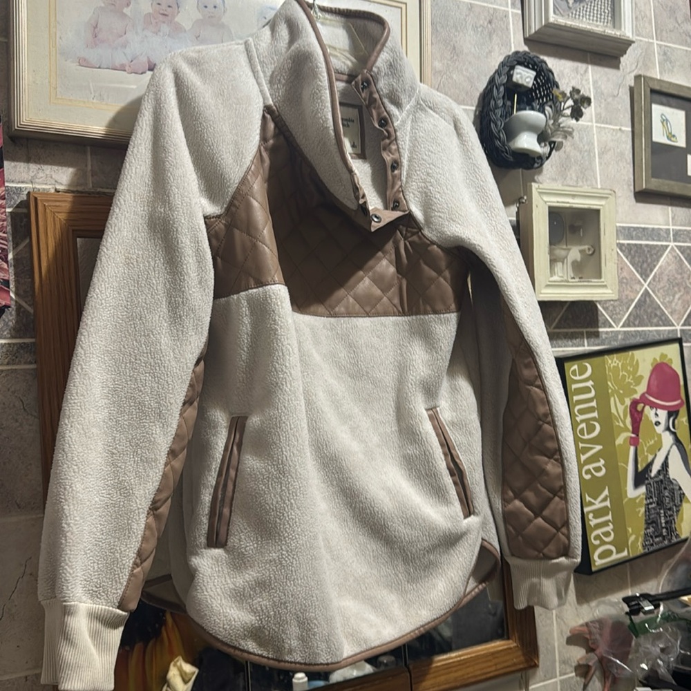 Abercrombie and fitch hoodie